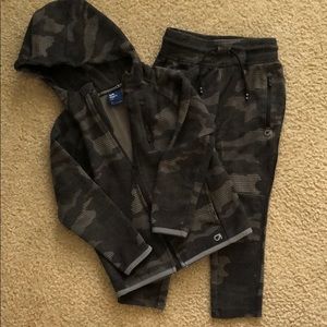 Gap Fit Boys matching sweat suit